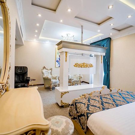 Hotel Aqua Freedom Тбилиси Екстериор снимка