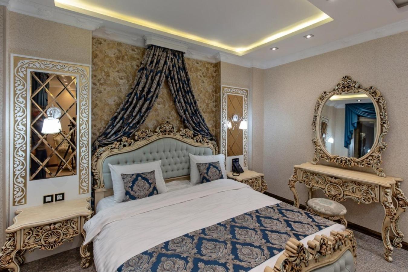 Hotel Aqua Freedom Тбилиси Екстериор снимка