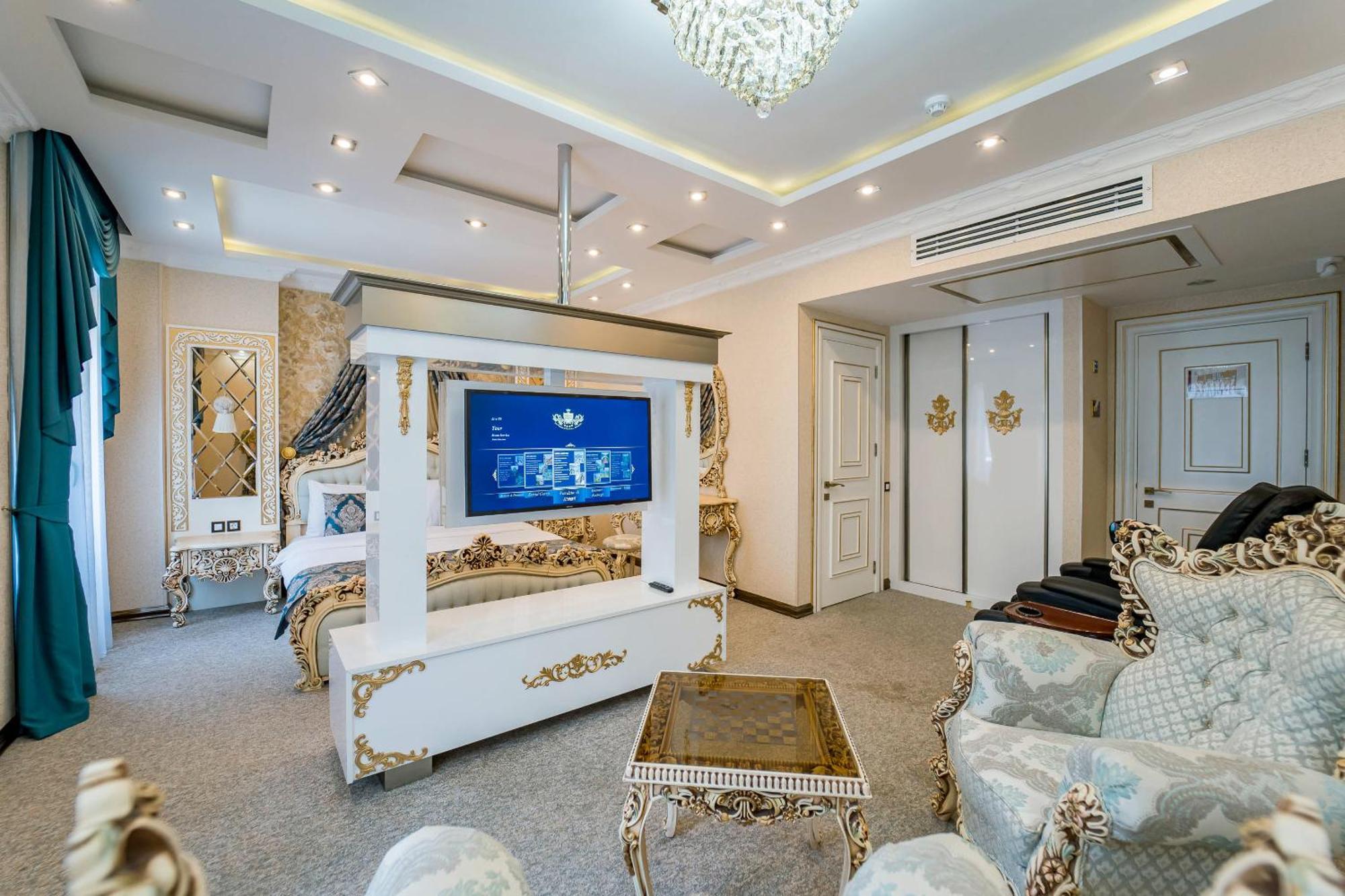 Hotel Aqua Freedom Тбилиси Екстериор снимка