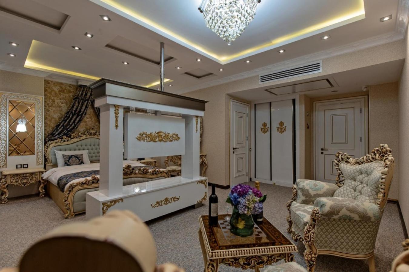 Hotel Aqua Freedom Тбилиси Екстериор снимка