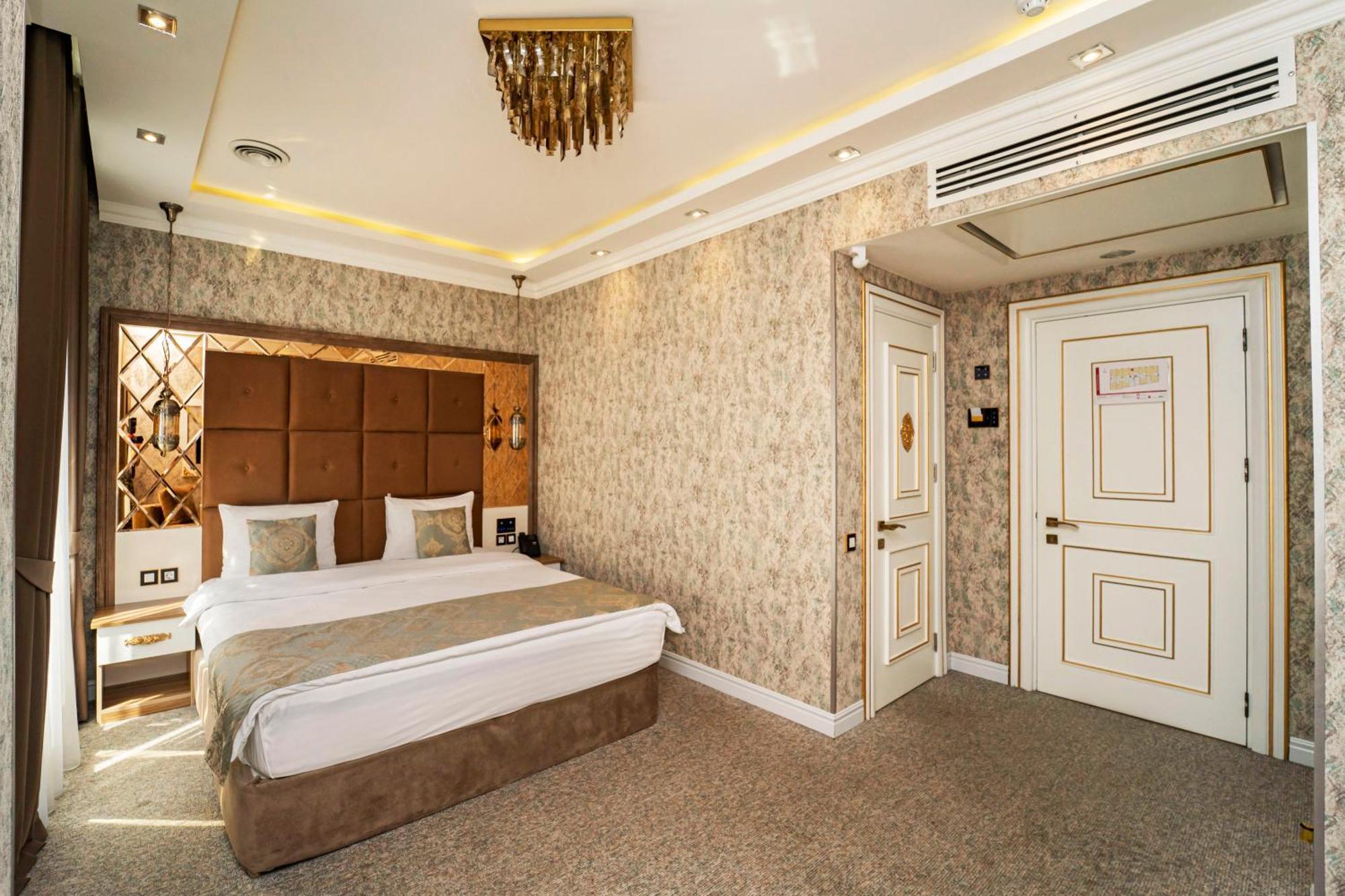 Hotel Aqua Freedom Тбилиси Екстериор снимка