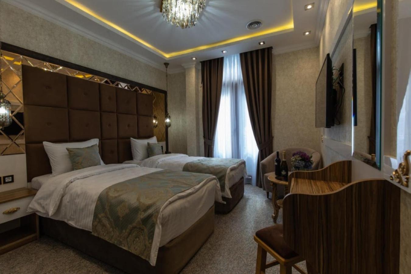 Hotel Aqua Freedom Тбилиси Екстериор снимка