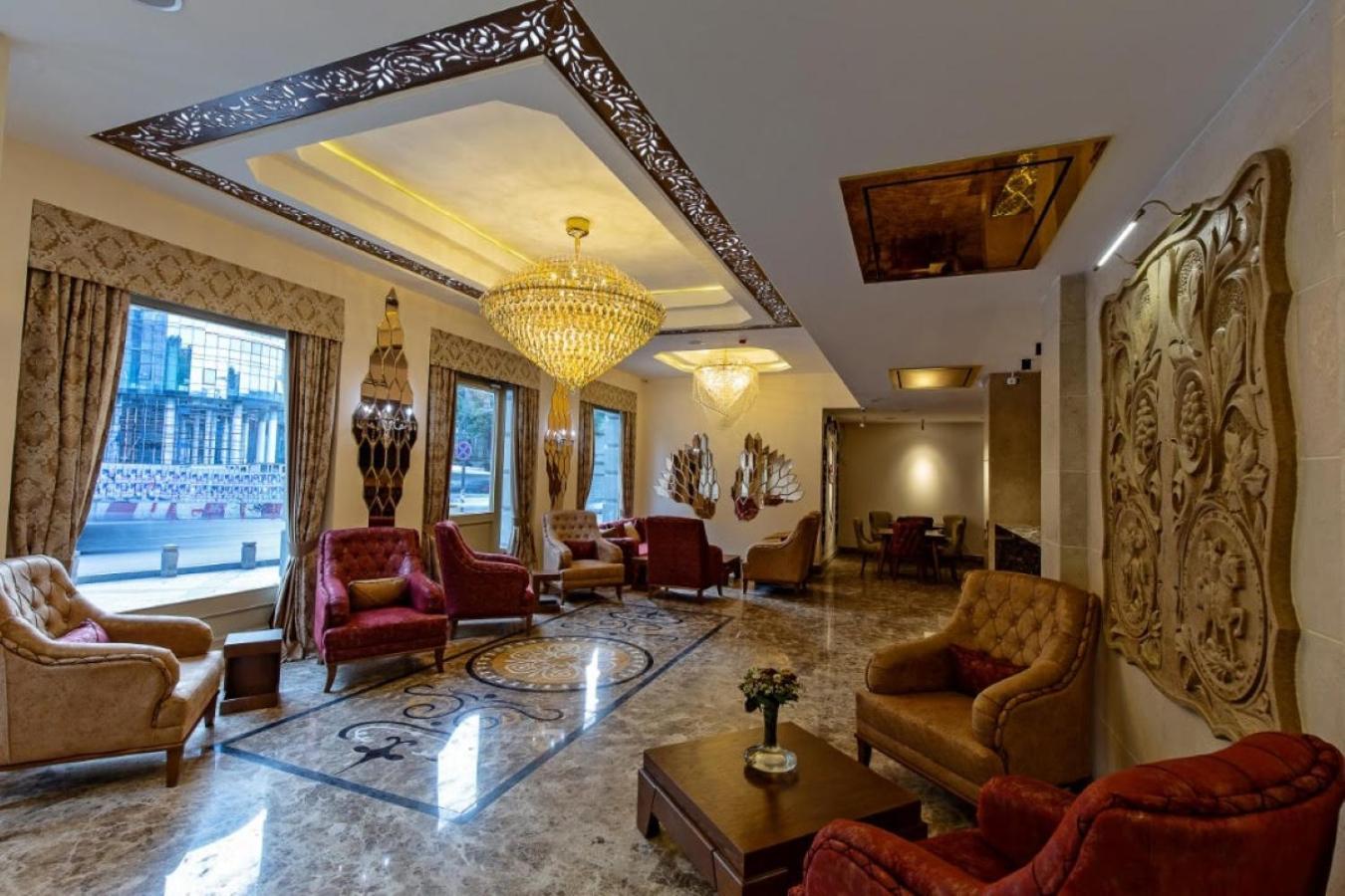 Hotel Aqua Freedom Тбилиси Екстериор снимка
