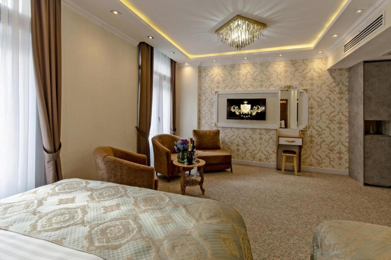 Hotel Aqua Freedom Тбилиси Екстериор снимка