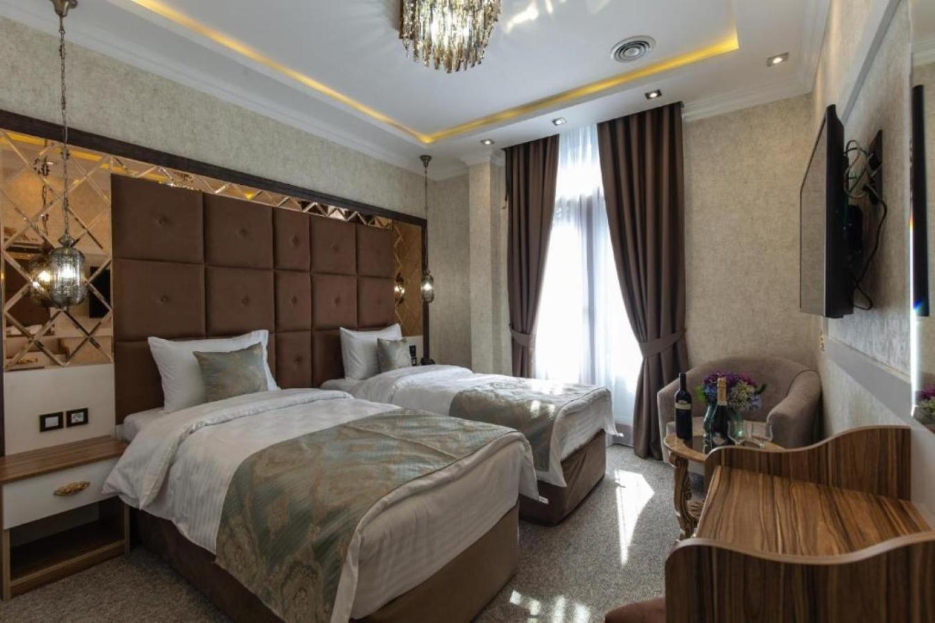 Hotel Aqua Freedom Тбилиси Екстериор снимка