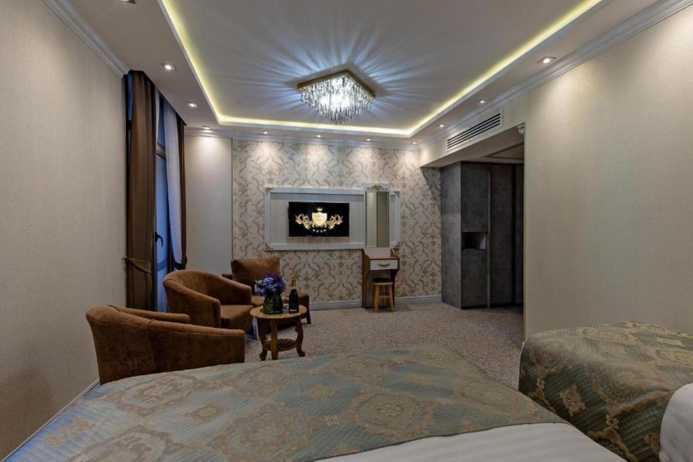 Hotel Aqua Freedom Тбилиси Екстериор снимка